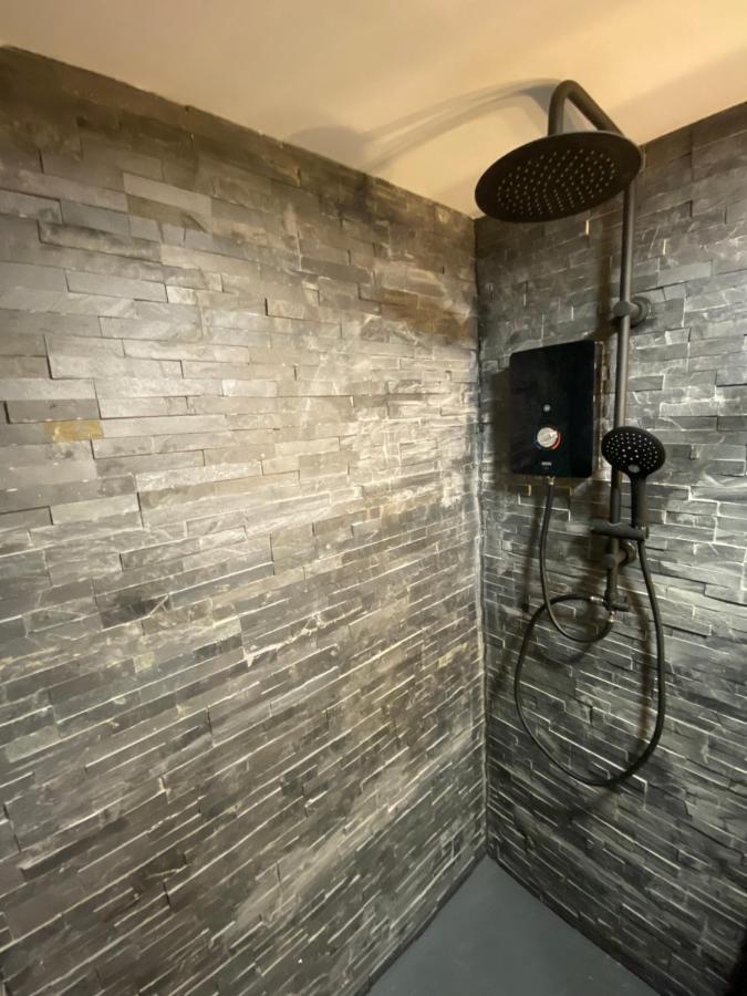 Shore Street Apartments Инвернесс Экстерьер фото
